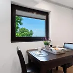 Holiday home Haus Tina *