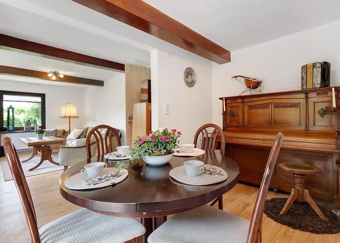 Haus Tina بيت للعطل Oesterwurth